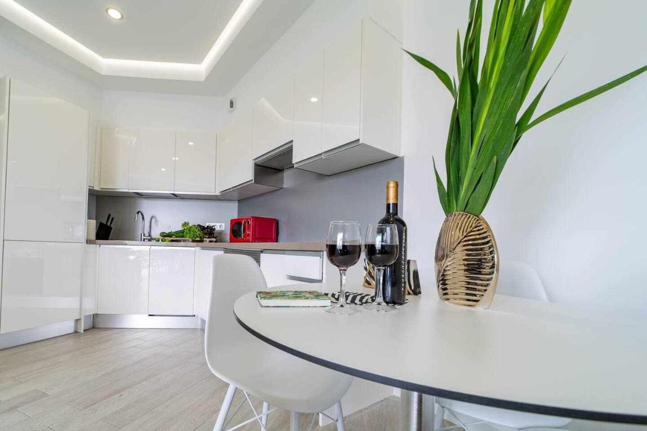 Ocean Garden Suite 10 Con Jardin Privado 아데제 외부 사진