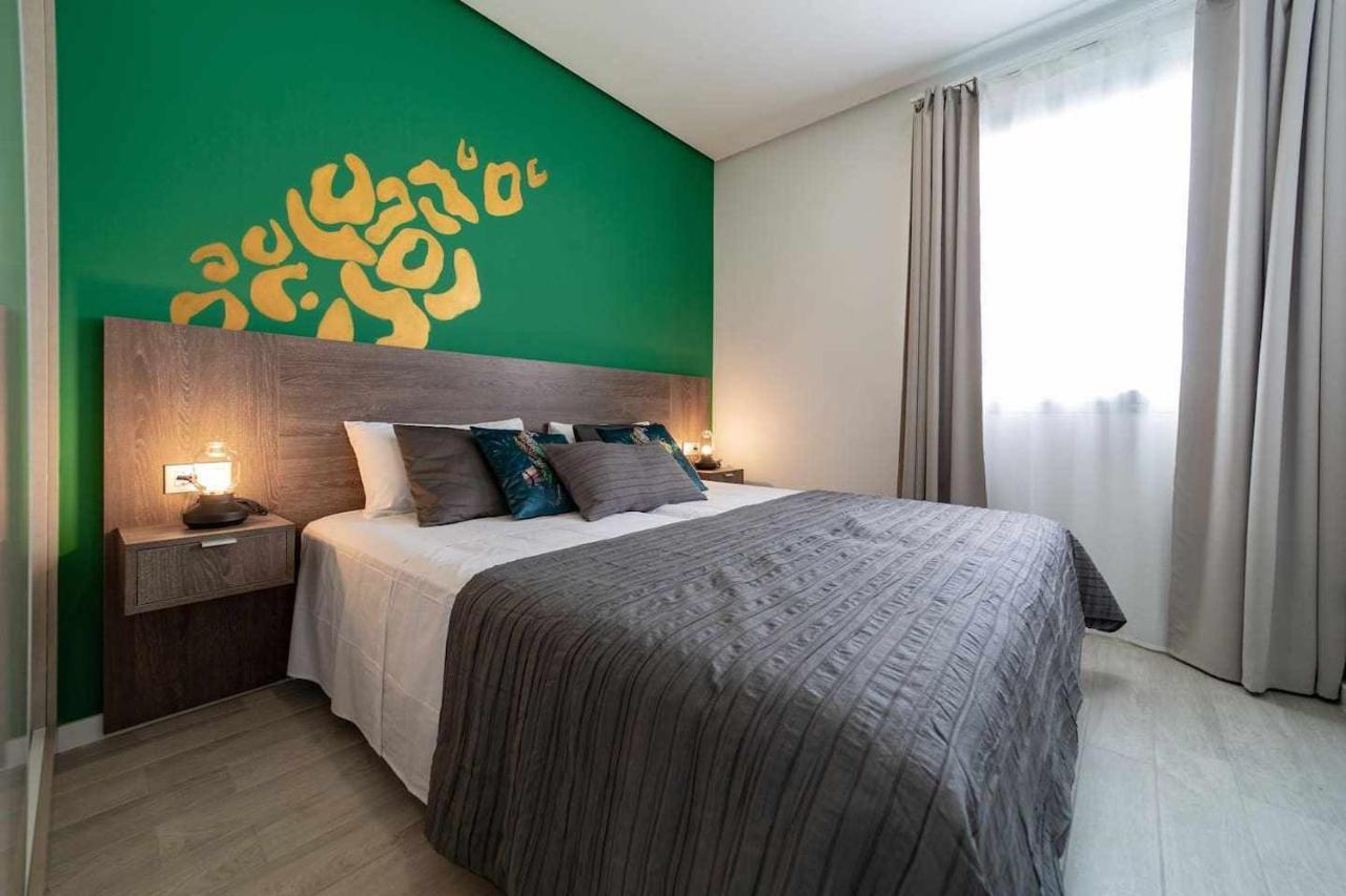 Ocean Garden Suite 10 Con Jardin Privado 아데제 외부 사진