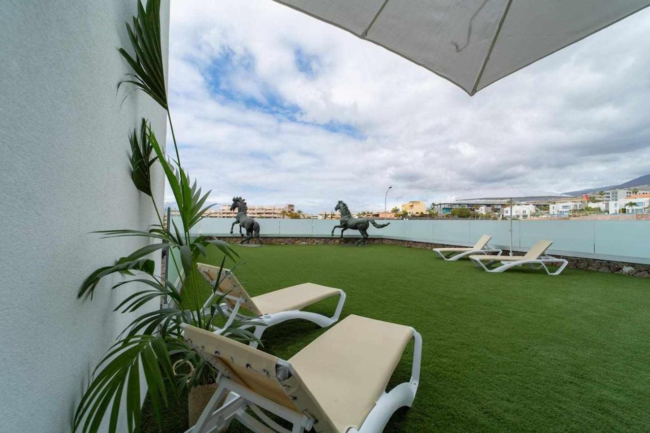 Ocean Garden Suite 10 Con Jardin Privado 아데제 외부 사진